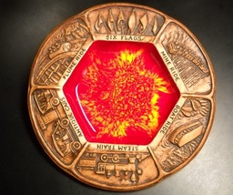 Treasure Craft Pottery Six Flags California Landmarks Trinket Dish Reds Orange - £13.58 GBP