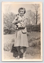 1939 Black And White Photo Of A Women Showing Off Her Cat - £9.96 GBP