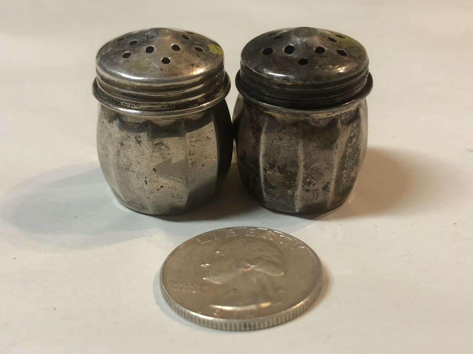 Mini Wedding Sterling Silver Salt Shaker Set .925 - $15.04