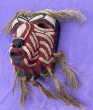 Mexican Folk Art Vintage Tribal Striped Goat Mask With Hair From Sonora - £159.84 GBP