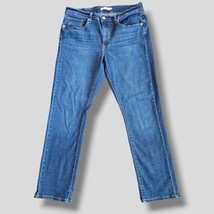 Levi&#39;s Classic Straight Denim Size 12 Light Wash 30 inch Inseam Blue Mid Rise - £11.99 GBP