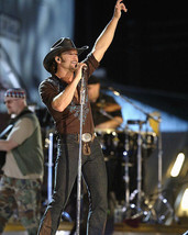 Tim Mcgraw Great Concert Image 8x10 HD Aluminum Wall Art - £30.85 GBP