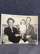 Original Vintage 7 1/4” X 9 1/2”  PHOTO Family Home Baby - £6.33 GBP