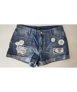 Womens Size Large Cutoff Shorts Daisies Distressed Denim - $327.70 MXN