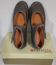 Patrizia Women&#39;s Lerma Spring Step Leather Closed Toe Sandal Shoes Gray Size 8M - £31.95 GBP