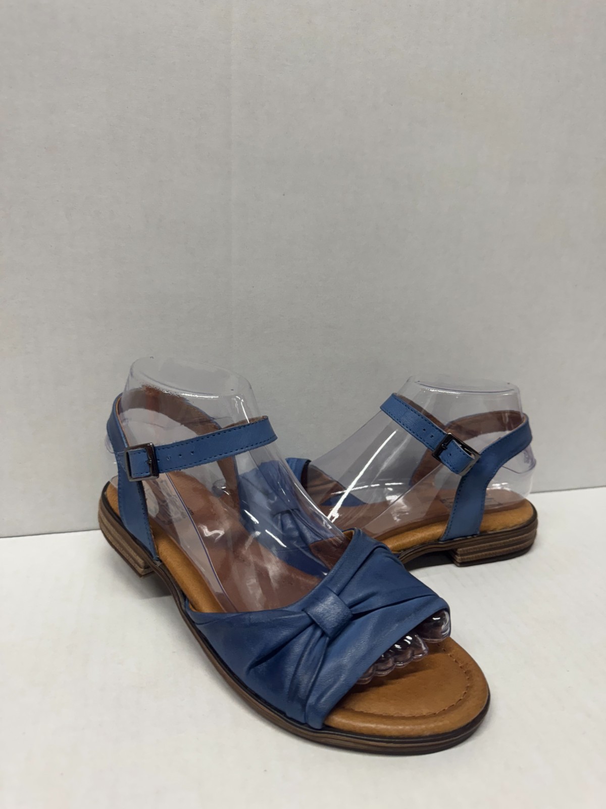 MIZ MOOZ SLIP ON PERFORETED LEATHER SNEAKERS BLUE  37EU / 7US  # K-108 Item image 6