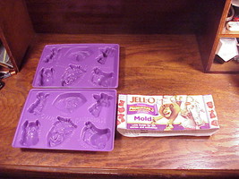 Lot of 2 Jell-O Madagascar 3 Europe&#39;s Most Wanted Plastic Molds, with sl... - $7.95