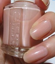 ESSIE NAIL POLISH 269 SHEER BLISS 14mL/0.5 oz FREE SHIPPING RARE - $306.76 MXN