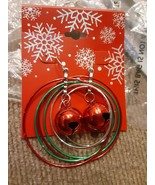 Jingle Bell Hoop Earrings kohl&#39;s new with tags. - $181.15 MXN