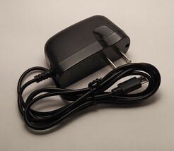 BRAND NEW Micro USB Travel/Wall Charger - $9.80 CAD