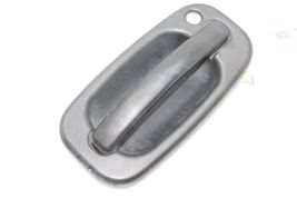 99-06 CHEVROLET SILVERADO 2500 HD FRONT RIGHT EXTERIOR DOOR HANDLE Q0950 image 5
