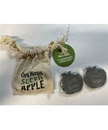 NEW 2 Pieces Captain Morgan Sliced Apple Rum Rocks Whiskey Stones - $131.52 MXN