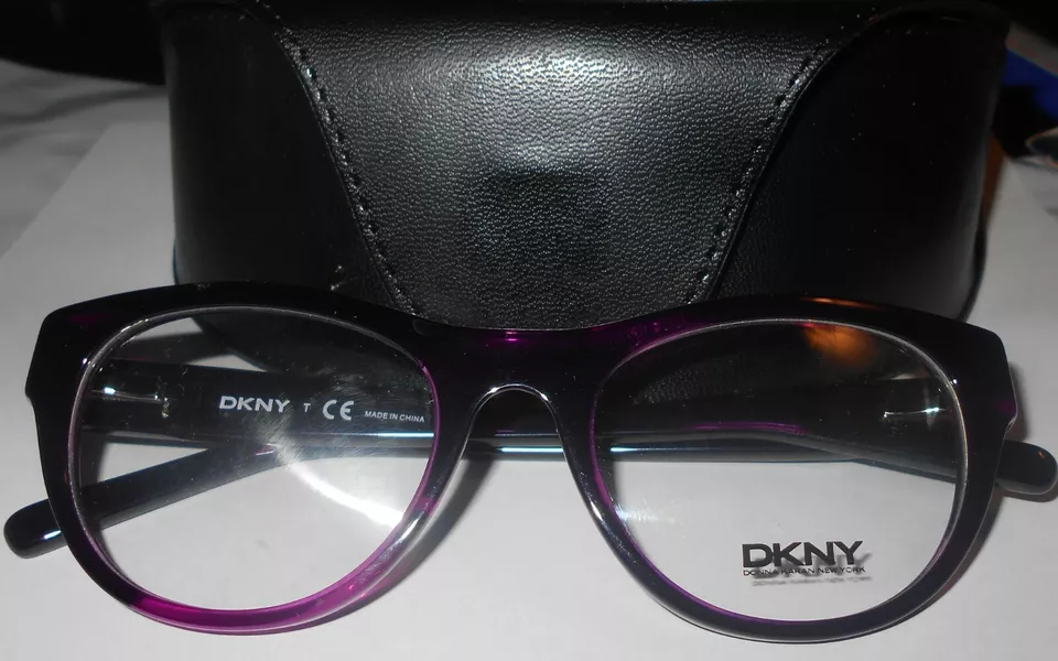 DNKY Glasses/Frames 4640 3611 52 19 140 -new with case - brand new - $25.00