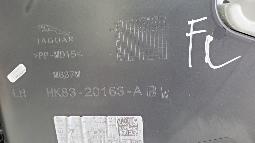 2018 Jaguar F-Pace OEM Front Left Door Trim Panel Black Item image 11