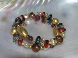 Estate Red White &amp; Blue Plastic with Various Shaped Gold &amp; Faux Pearl Bead Wrap  - £7.63 GBP