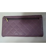 lilac quilted wallet rectangle 8&quot;x4.5&quot; - zippered and credit card compar... - $13.41 CAD