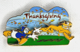 Disney 2002 WDW  Donald &amp; Pluto Thanksgiving 2002 Pin#17582 - £11.91 GBP
