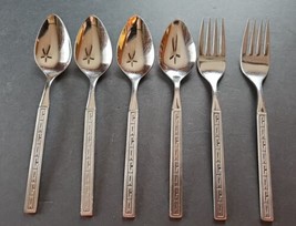 Vintage OHS17 Greek Key (STAINLESS) by ONEIDA SILVER 4 Teaspoons 2 Salad... - £23.64 GBP