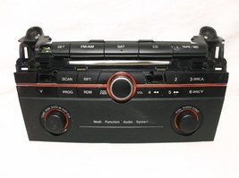 2005..05 MAZDA 3/   AM/FM RADIO / CD PLAYER/ FACE PLATE/ PANEL/ ONLY - $25.20