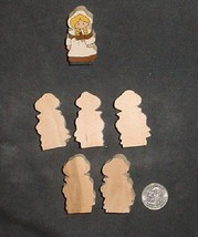 Lot Of 5  Miniature Unfinished  Wood Thankgiving Woman Pilgram New - £2.19 GBP