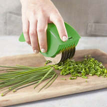 Ultimate Vegetable Chop Tool with 6 Blade Herb Rollers - £12.55 GBP+