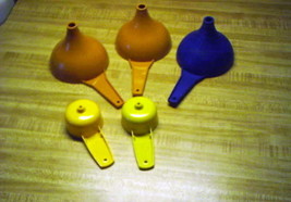 Tupperware funnels lot of 5 tupperware funnels small and mini size funne... - $18.95