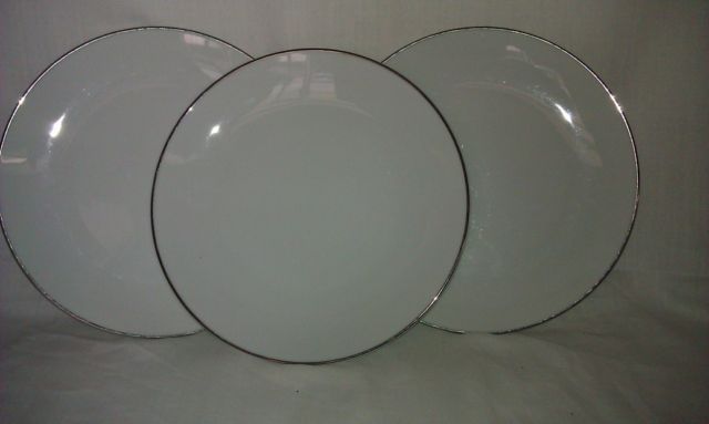 3 Noritake 5932 Fremont  Colony White Dinner Plates Platinum Rim Vintage - $22.37
