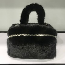 Hot Sale Lady Fashion  Mink  Crossbody Bag Winter  Girls Real Mink  Handbag New  - £289.80 GBP