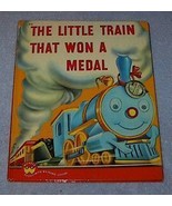 Childs Wonder Book The Little Train that Won a Metal - $219.52 MXN