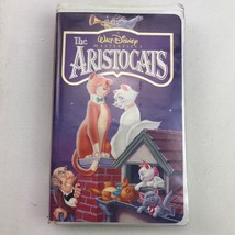 VHS Disney The Aristocats Clamshell Animated Movie Musical - £15.71 GBP