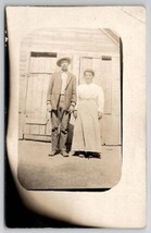 RPPC Old Farmer And His Wife At The Barn Real Photo Postcard W27 - £7.21 GBP