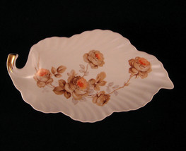 Old Nuremberg Leaf Plate 8.5&quot; #919 Porcelain Bavaria Germany Peach Roses Gold - £27.67 GBP