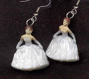 Mini PRINCESS BRIDE DOLL EARRINGS Quinceanera Prom Wedding Shower Favors Jewelry - £5.48 GBP