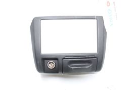 98-01 NISSAN FRONTIER DASHBOARD RADIO BEZEL TRIM Q3923 image 5