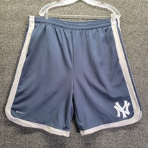 VTG True Fan New York Yankees MLB Navy Shorts Size XL - £25.50 GBP