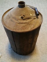 000 Vintage Wood Wrapped Metal Cone Top Gas Oil Kerosene Can 3 5 Gallon - £35.45 GBP