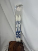 VTG Pair Taper Candles Delft Style Blue White Paris Eiffel Tower Et Al D... - $15.00
