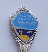 Collector Souvenir Spoon USA Hawaii Aloha Beach Palm Tree Canoe Emblem - £2.35 GBP