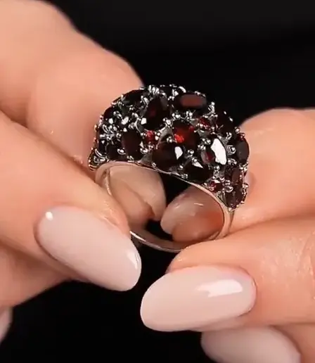 Women&#39;s ring, silver 925 with garnet - $195.00