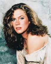 Kathleen Turner Romancing The Stone 16x20 Canvas Giclee - £55.94 GBP