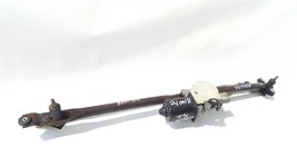 Windshield Wiper Motor With Transmission OEM 2008 GMC C4500 - $18.56