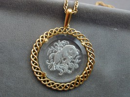 Crown Trifari Reverse Intaglio Crustal Zodiac Necklace Aries Ram - £31.96 GBP