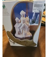 Holiday Expressions Jade Porcelain Christmas Musical Church w/Carolers i... - €11,44 EUR