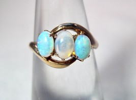 Vintage 14K Gold Opal Ladies Ring Size 5 1/4 K1056 - £182.77 GBP