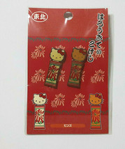 Distintivo con spilla Hello Kitty Touhoku Limited Kokeshi 2001 &#39;Super raro... - £18.02 GBP