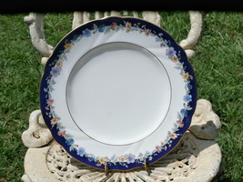 Nikko Sedgemere Dinner Plate Liberty Fine Bone China, Blue Rim with Flow... - $24.99