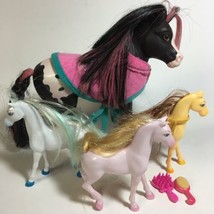 2010 Breyer Black White Horse 7” Figure w/ 3 Glitter Ponies &amp; Toy Brushe... - £8.81 GBP