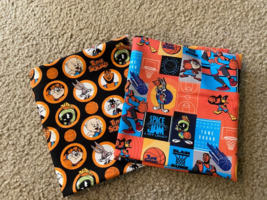 Fat Quarter Fabric 2 FQ bundle Looney Tunes Space Jam 90s Print 100% Cotton - £10.52 GBP