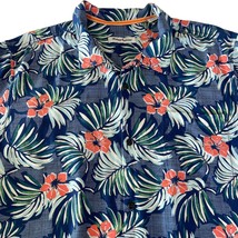 Tommy Bahama XL Men&#39;s Shirt 100% Rayon Blue Floral Waves Palms Island Copyright - £22.18 GBP