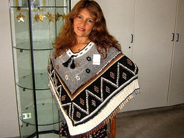 Embroidered Poncho, Alpaca Wool, Outerwear - £76.97 GBP